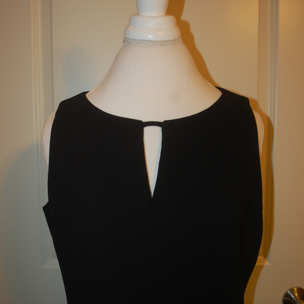 The Alternative Little Black Dress!🍾